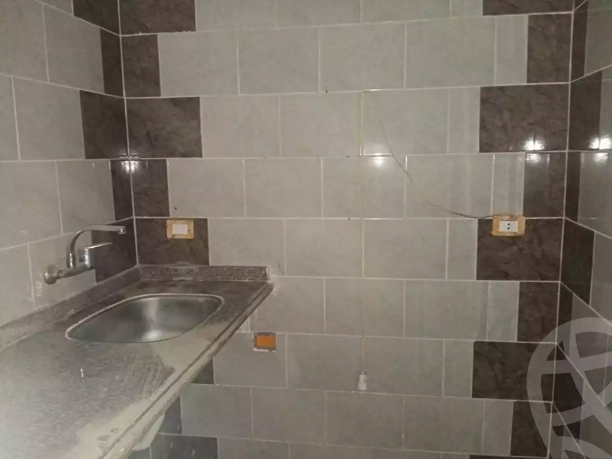 https://aqarmap.com.eg/ar/listing/6038192-for-sale-alexandria-l-jmy-lbytsh-ain-shams-st