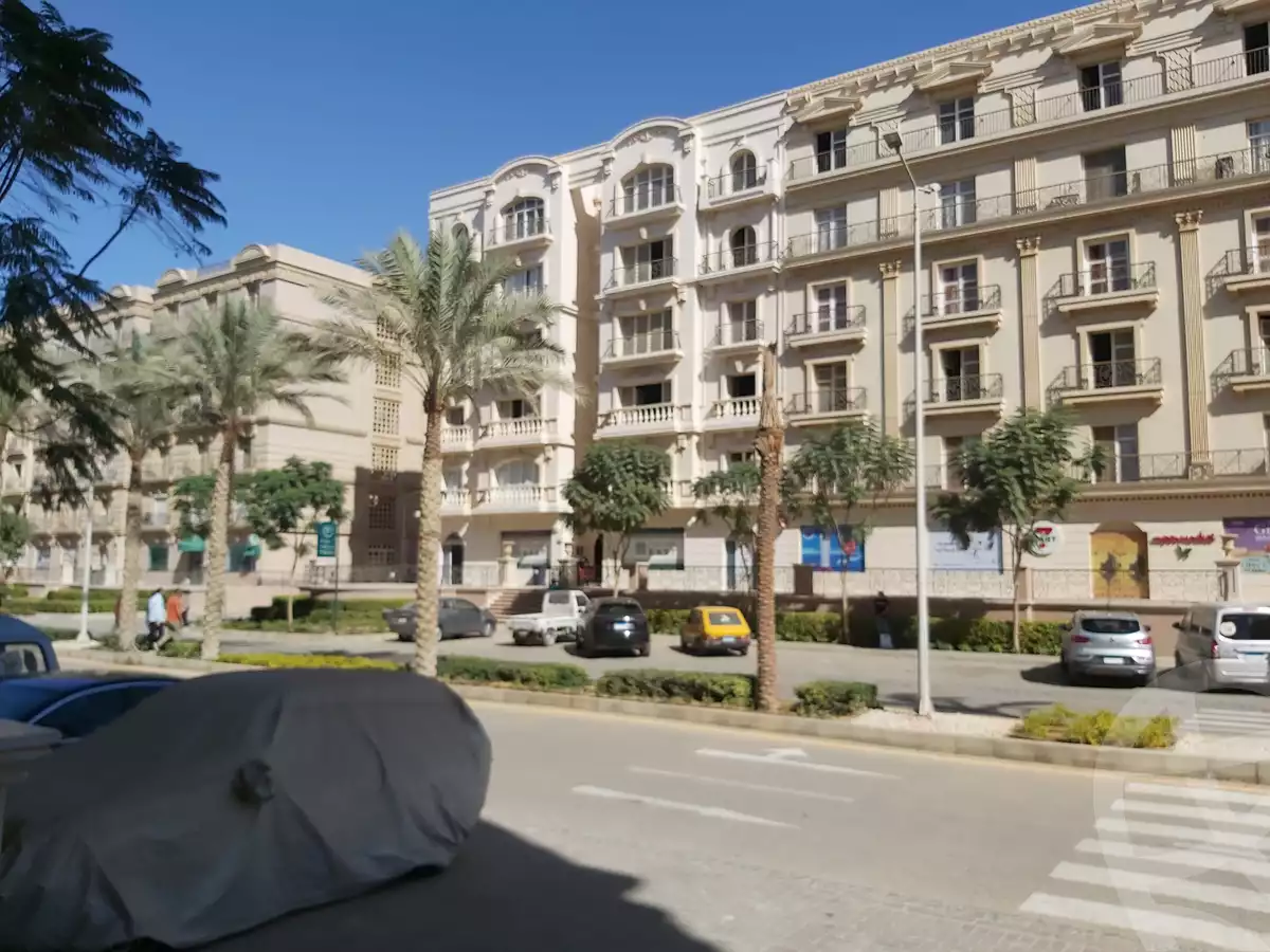 https://aqarmap.com.eg/en/listing/6038351-for-rent-cairo-new-cairo-compounds-hyde-park-centre-ville-hyde-park