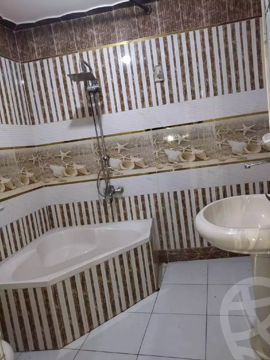 https://aqarmap.com.eg/en/listing/6039920-for-rent-cairo-faisal-el-kom-el-akhder-mohamed-abd-el-moneam-st