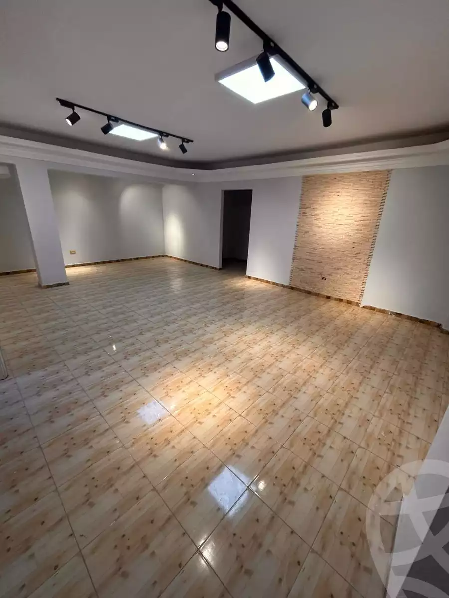 https://aqarmap.com.eg/en/listing/6040342-for-rent-cairo-mokattam