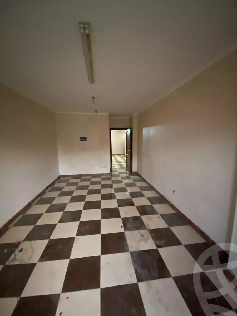 https://aqarmap.com.eg/en/listing/6041009-for-rent-cairo-helwan-helwan-el-sharkeya-latif-basha-st