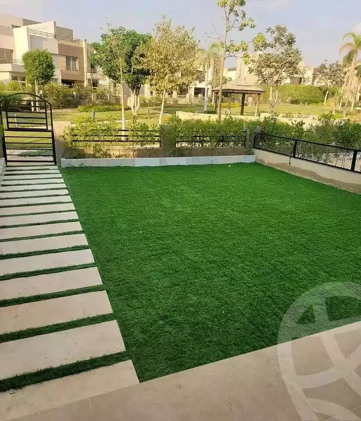 https://aqarmap.com.eg/en/listing/6041445-for-sale-cairo-mokattam-compounds-uptown-cairo