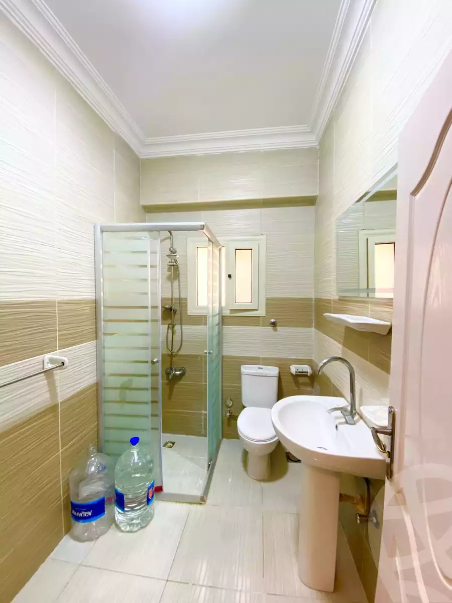 https://aqarmap.com.eg/en/listing/5981704-for-rent-cairo-new-cairo-compounds-el-mostashareen-compound