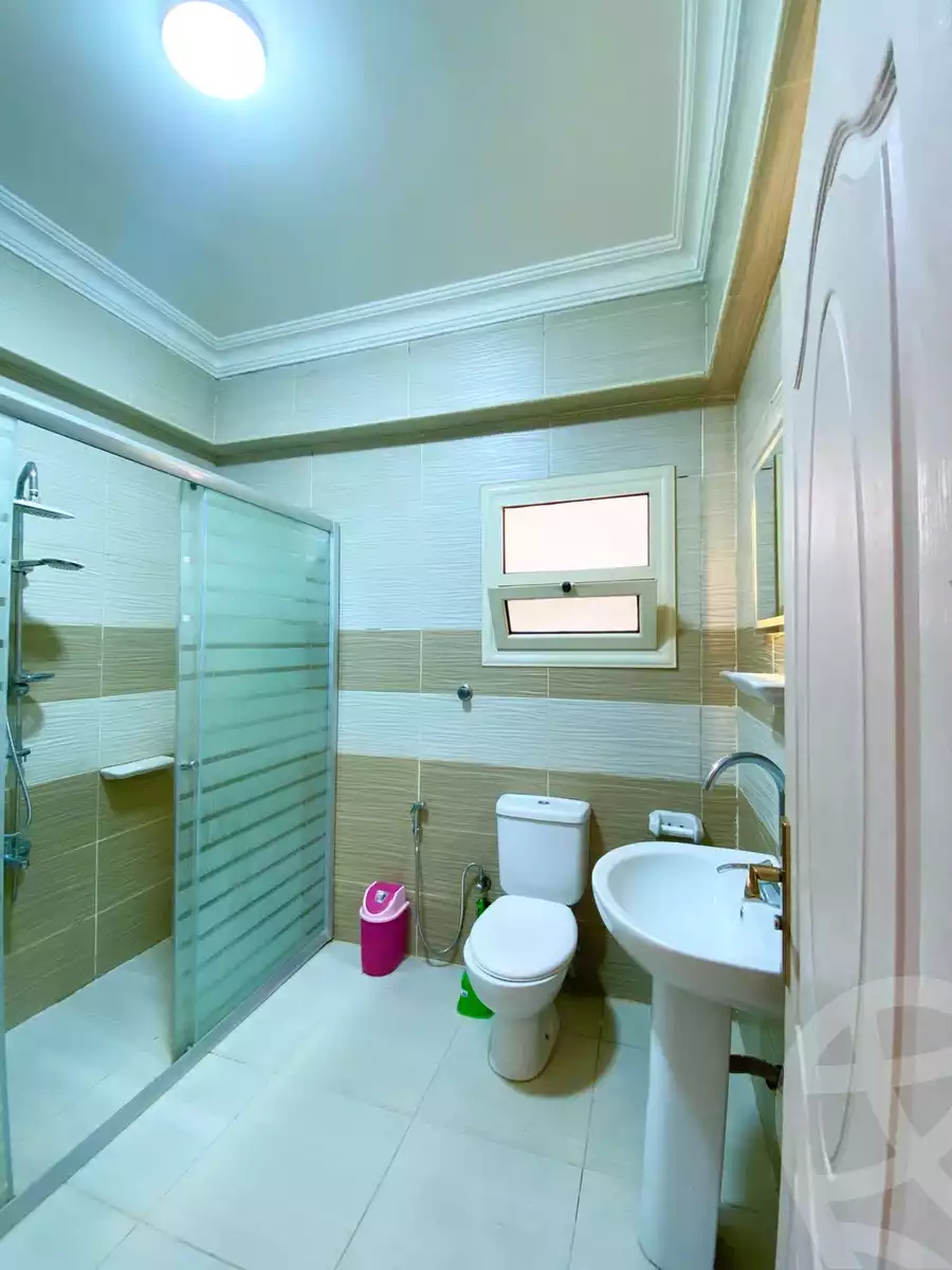 https://aqarmap.com.eg/en/listing/5981704-for-rent-cairo-new-cairo-compounds-el-mostashareen-compound