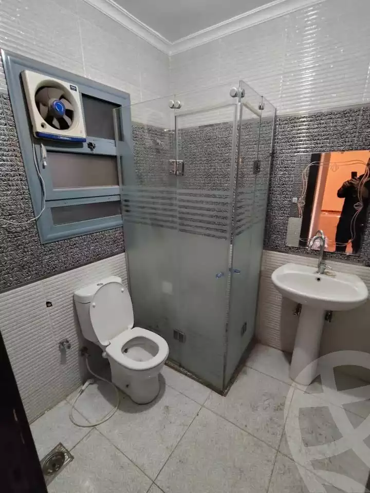 https://aqarmap.com.eg/en/listing/6042465-for-rent-cairo-mokattam-lhdb-l-ly