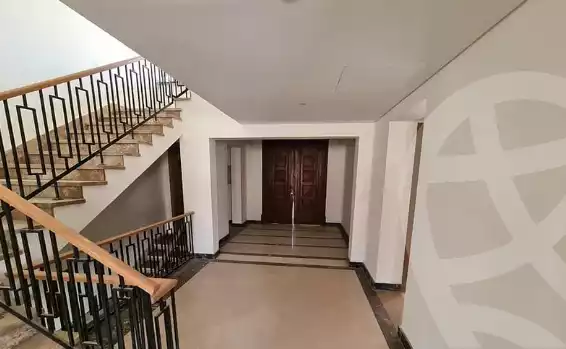 https://aqarmap.com.eg/en/listing/6043999-for-sale-cairo-mokattam-compounds-uptown-cairo