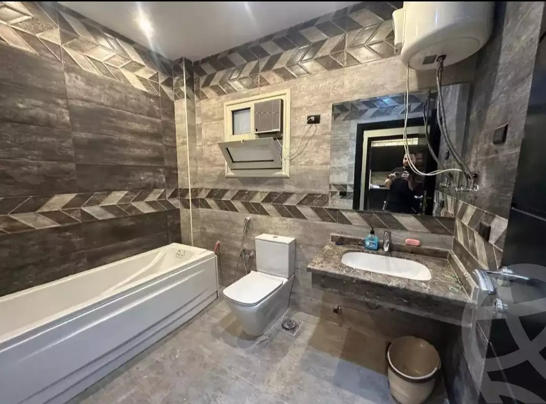 https://aqarmap.com.eg/ar/listing/6044745-for-sale-cairo-mokattam-el-hadabah-el-wosta-el-mantaqa-el-talta