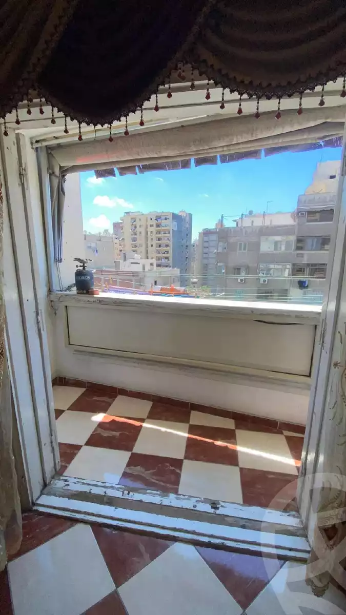 https://aqarmap.com.eg/en/listing/6044872-for-sale-alexandria-lsywf-gamila-abu-herid-st