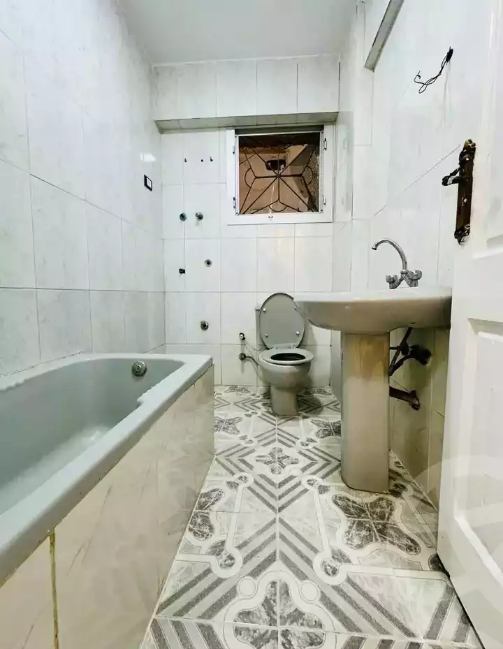 https://aqarmap.com.eg/ar/listing/6045096-for-sale-alexandria-l-jmy-shataa-el-nakheel