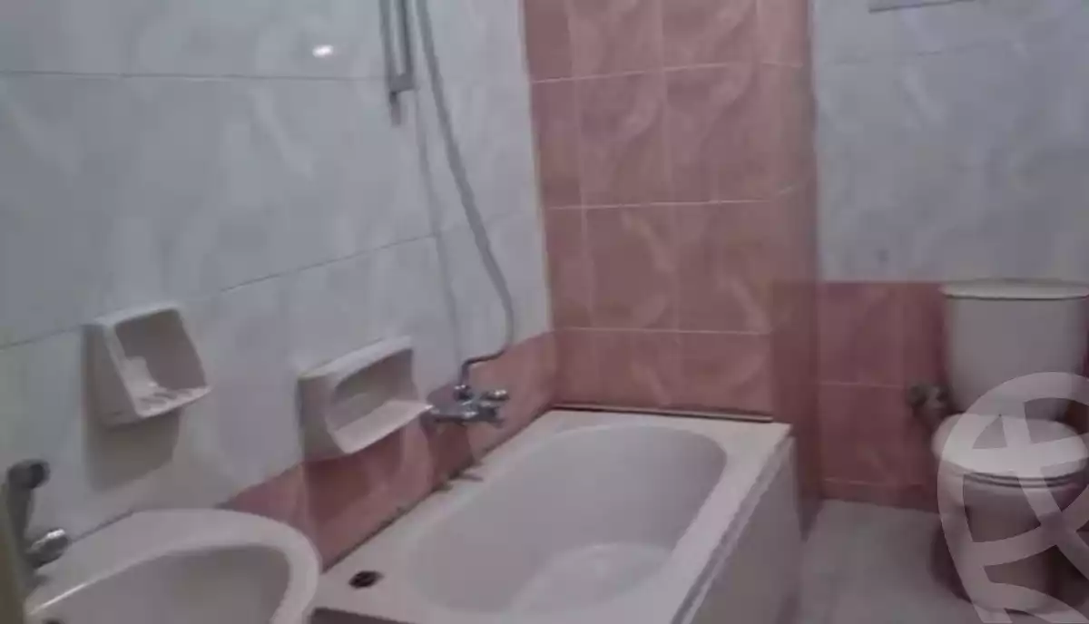 https://aqarmap.com.eg/en/listing/6045138-for-rent-cairo-el-haram-shareaa-khatem-el-morsalen