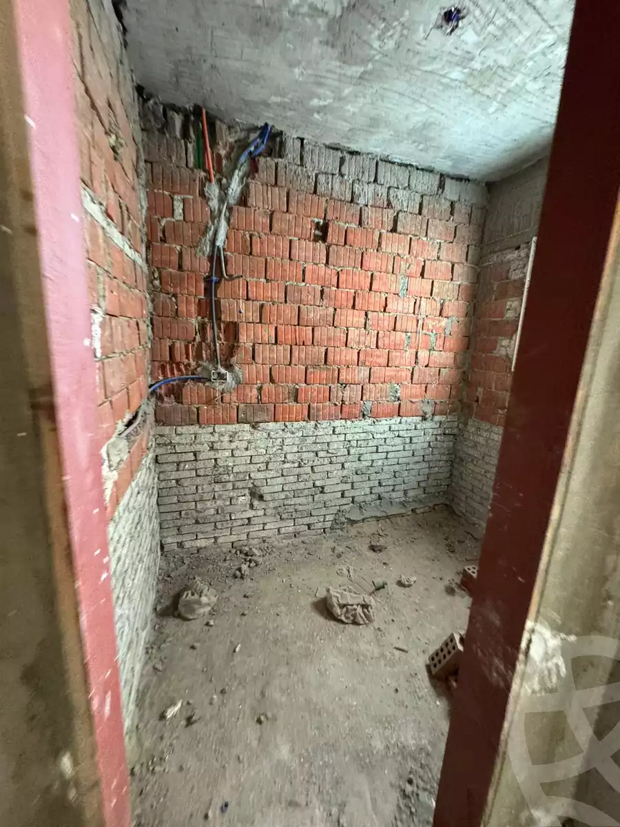 https://aqarmap.com.eg/en/listing/6045309-for-sale-cairo-al-oubour-tryq-msr-sm-yly-lshrwy-moon-city