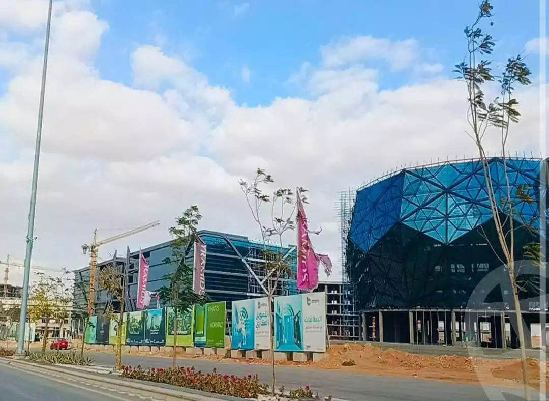 https://aqarmap.com.eg/en/listing/6045598-for-sale-cairo-new-administrative-capital-new-capital-commercial-projects