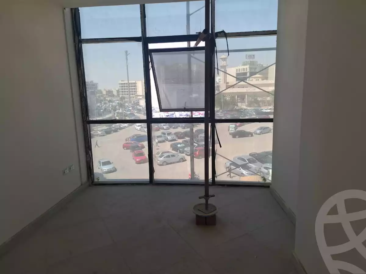 https://aqarmap.com.eg/en/listing/6046162-for-rent-cairo-new-cairo-90th-street-south-teseen-st