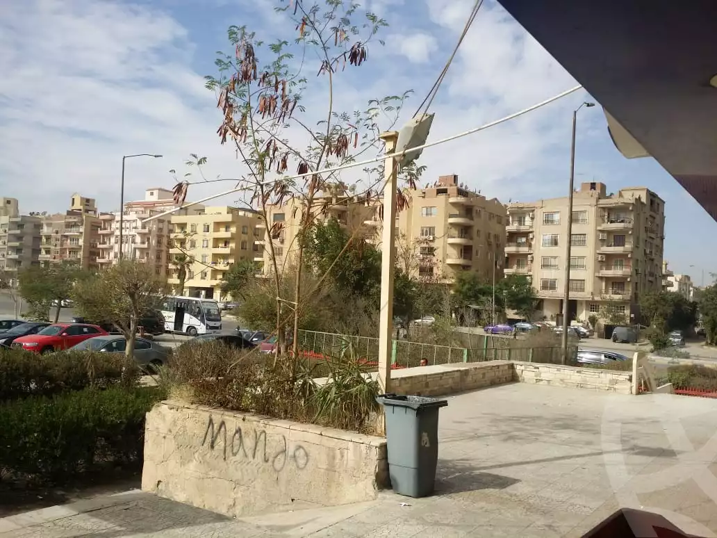 https://aqarmap.com.eg/en/listing/6046250-for-sale-cairo-6th-of-october-el-ahyaa-neighborhood-7th-mecca-el-mokarrama-st