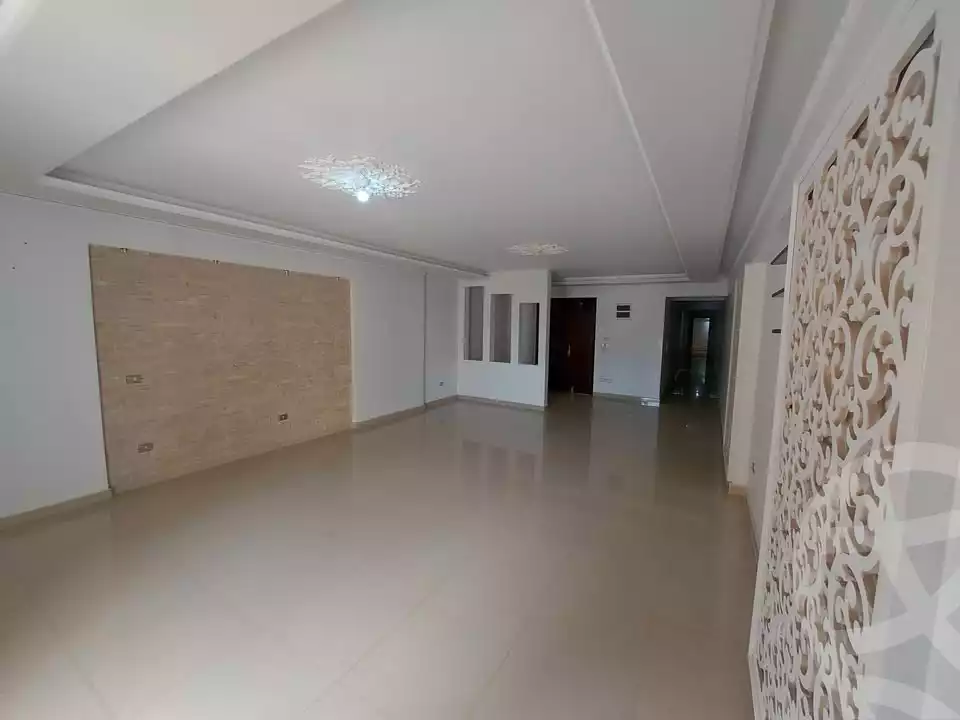 https://aqarmap.com.eg/ar/listing/6046424-for-rent-alexandria-ganaklis