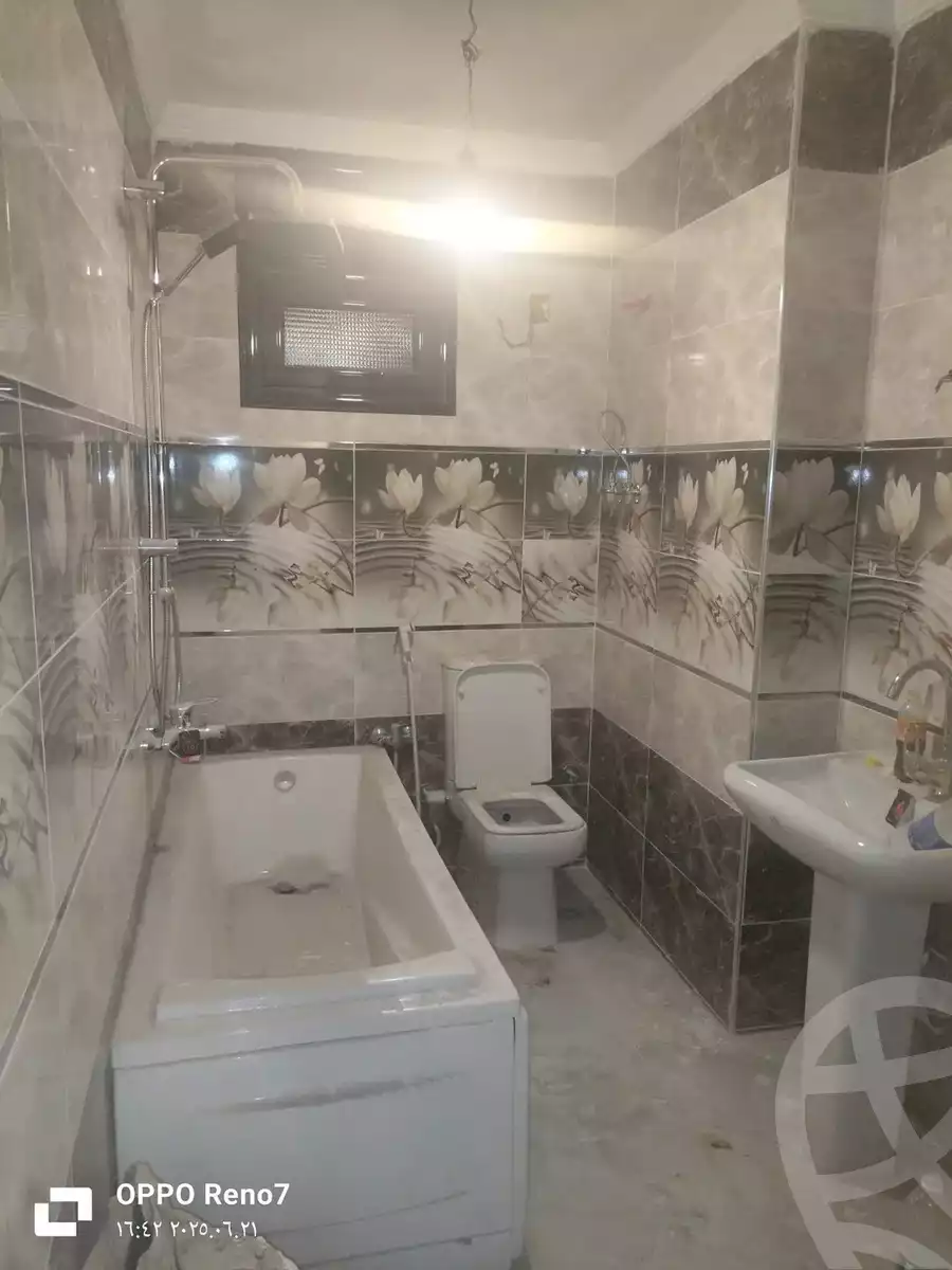 https://aqarmap.com.eg/en/listing/6047741-for-sale-cairo-helwan-hadayek-helwan-el-eshrein-st