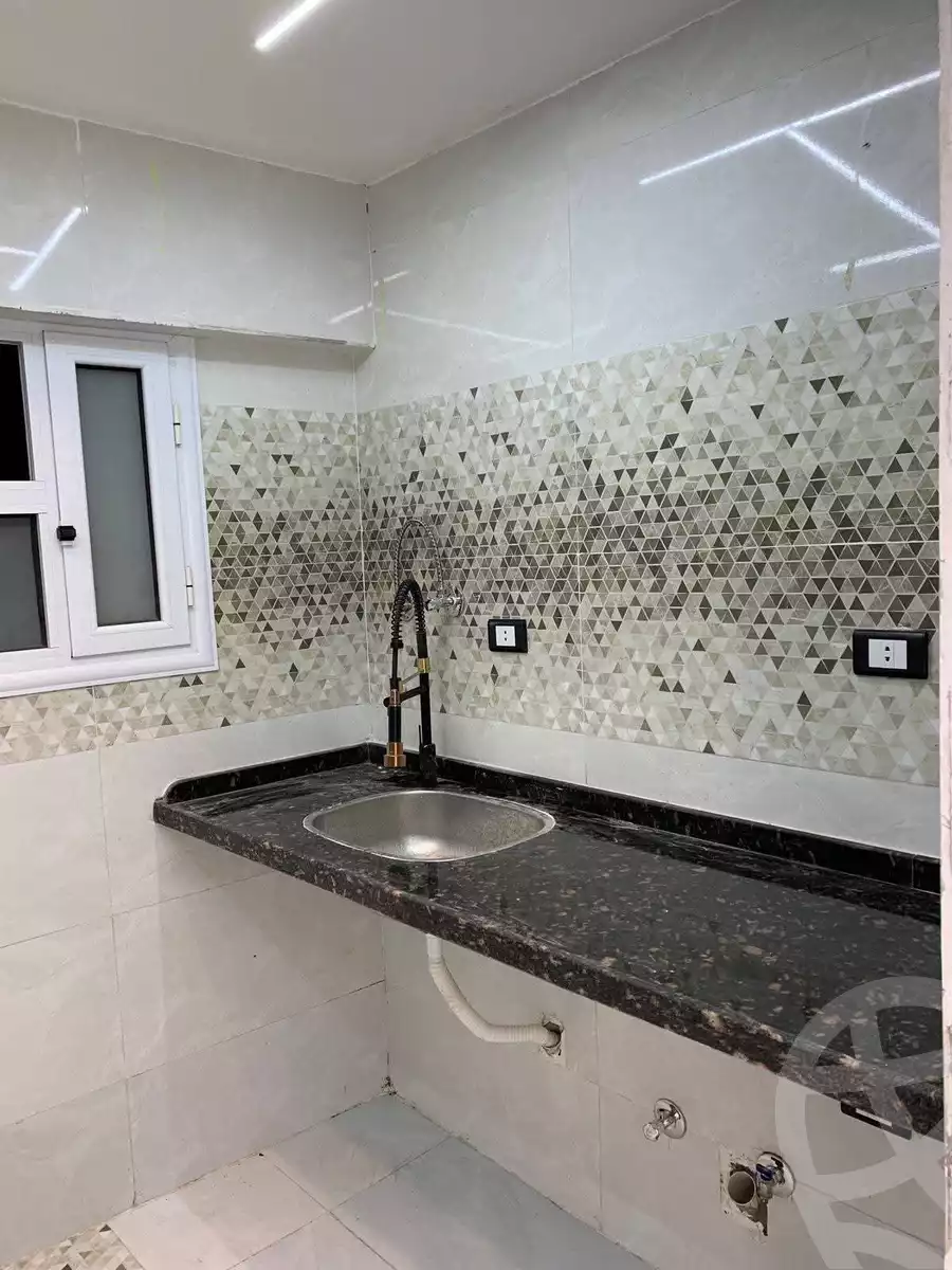https://aqarmap.com.eg/en/listing/6048592-for-sale-alexandria-l-jmy-el-hanouvel-trablose-st