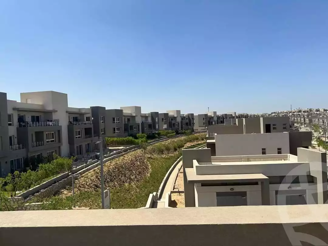 https://aqarmap.com.eg/en/listing/6048875-for-sale-cairo-el-sheikh-zayed-city-compounds-etapa