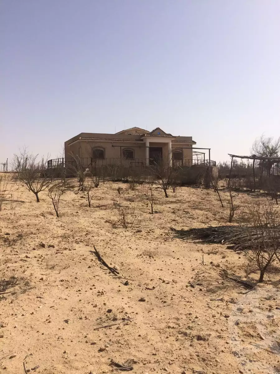 https://aqarmap.com.eg/en/listing/6048946-for-sale-cairo-el-sheikh-zayed-city-lshykh-zyd-ljdyd-el-reef-el-oroby