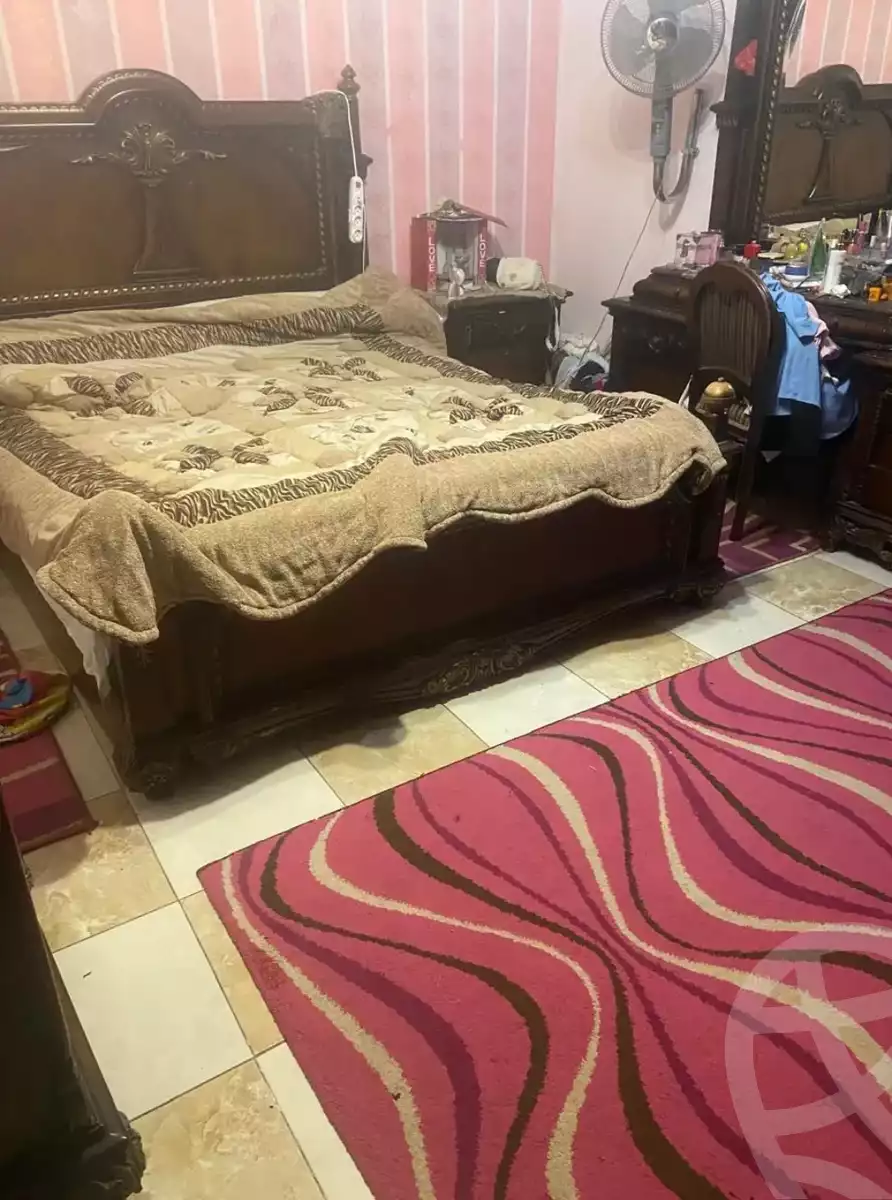 https://aqarmap.com.eg/en/listing/6049194-for-rent-alexandria-ganaklis-shr-mrtdy-bsh