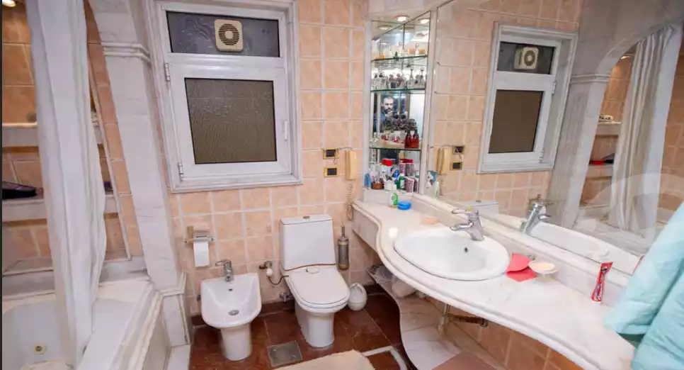 https://aqarmap.com.eg/en/listing/6049543-for-sale-alexandria-zezenia