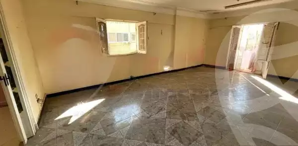 https://aqarmap.com.eg/en/listing/6050394-for-sale-alexandria-bolekly-wnjdt