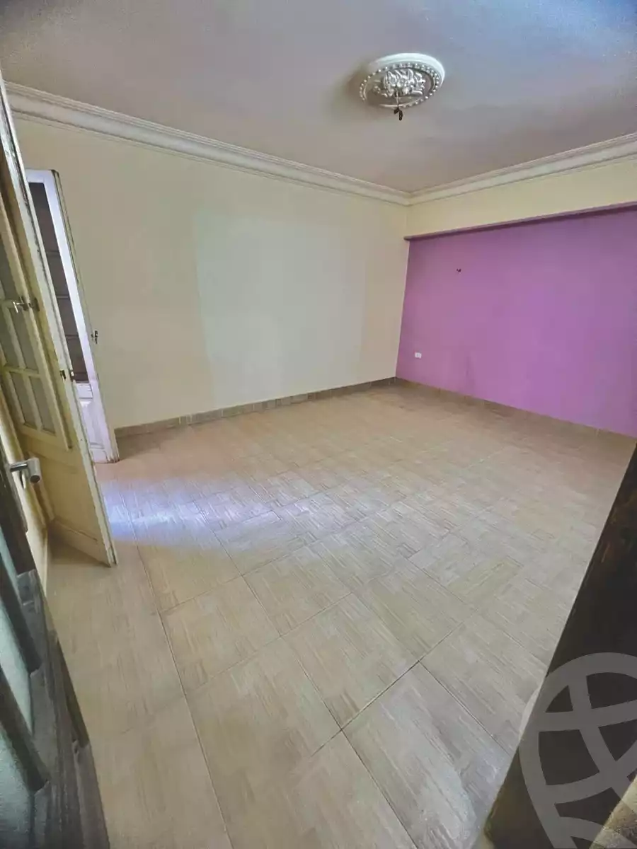 https://aqarmap.com.eg/en/listing/6050557-for-sale-cairo-helwan-helwan-el-sharkeya-saleh-sobhy-st