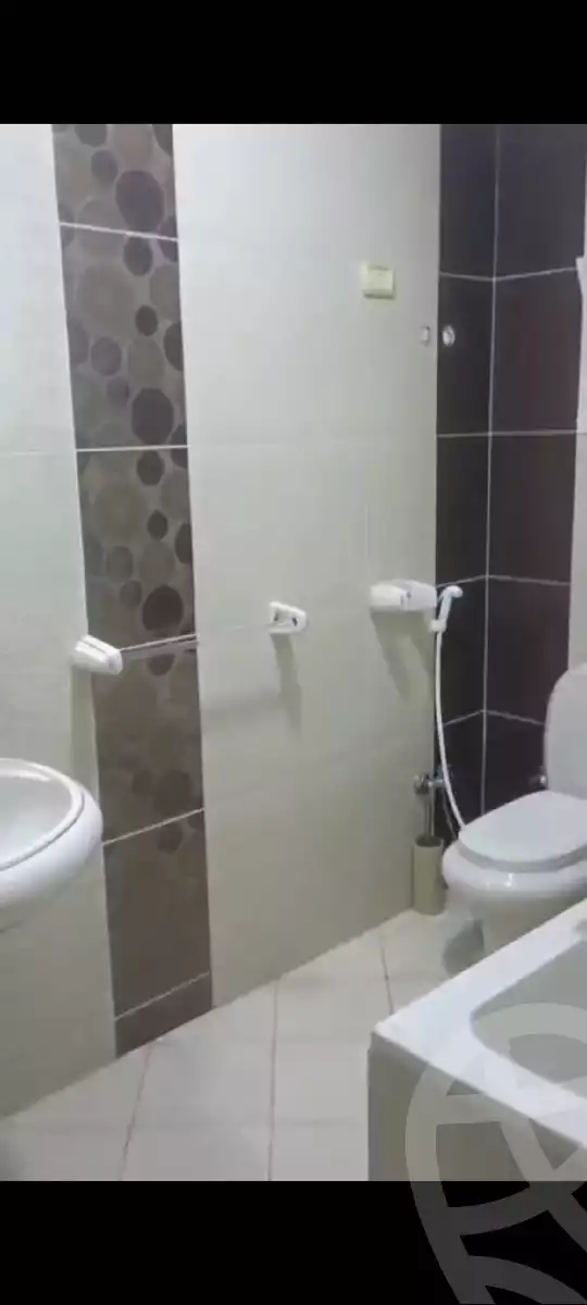 https://aqarmap.com.eg/en/listing/6051122-for-rent-gharbia-tanta-tanta-city-el-nadi-st