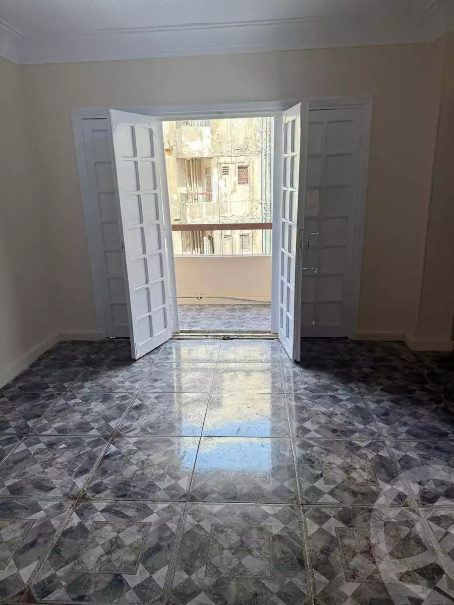 https://aqarmap.com.eg/ar/listing/6051315-for-sale-cairo-mokattam-lhdb-l-ly-shareaa-9