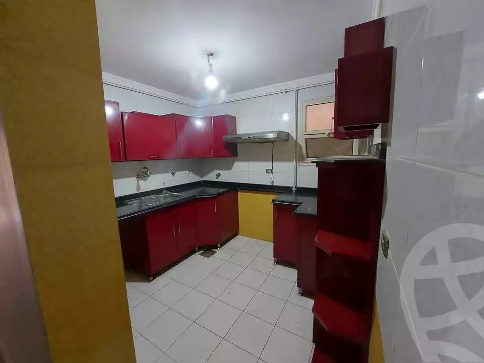 https://aqarmap.com.eg/ar/listing/6052388-for-rent-alexandria-ganaklis-el-arwam-church-st