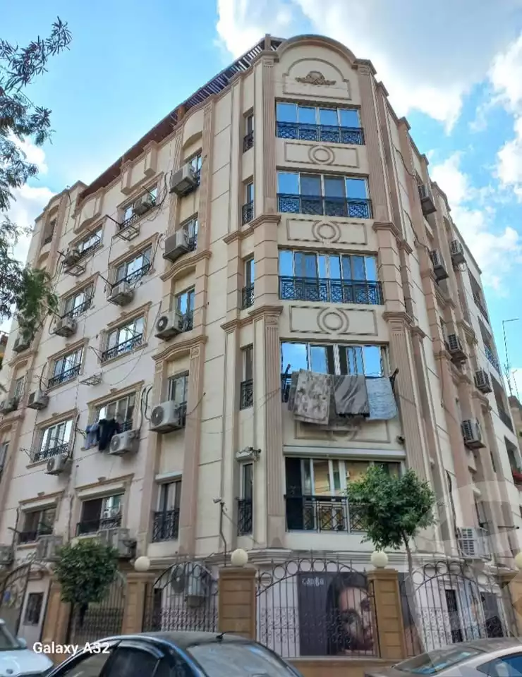 https://aqarmap.com.eg/ar/listing/6053191-for-sale-cairo-heliopolis-el-mahkama-square-abou-bakr-el-sedeek-st