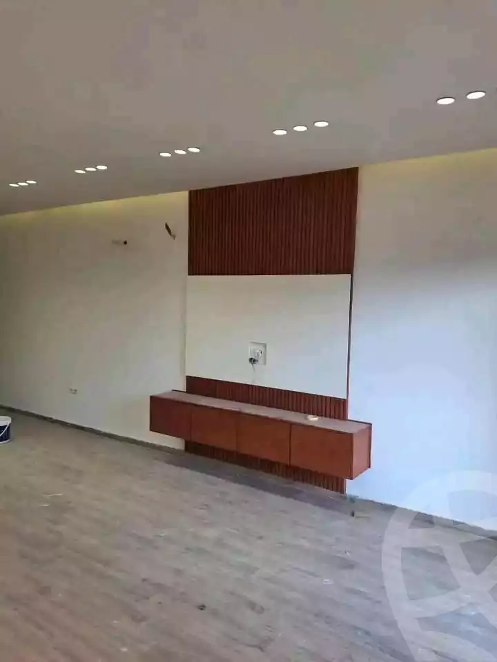 https://aqarmap.com.eg/ar/listing/6054228-for-sale-cairo-mokattam-el-hadabah-el-wosta-compounds-dyar-city-2