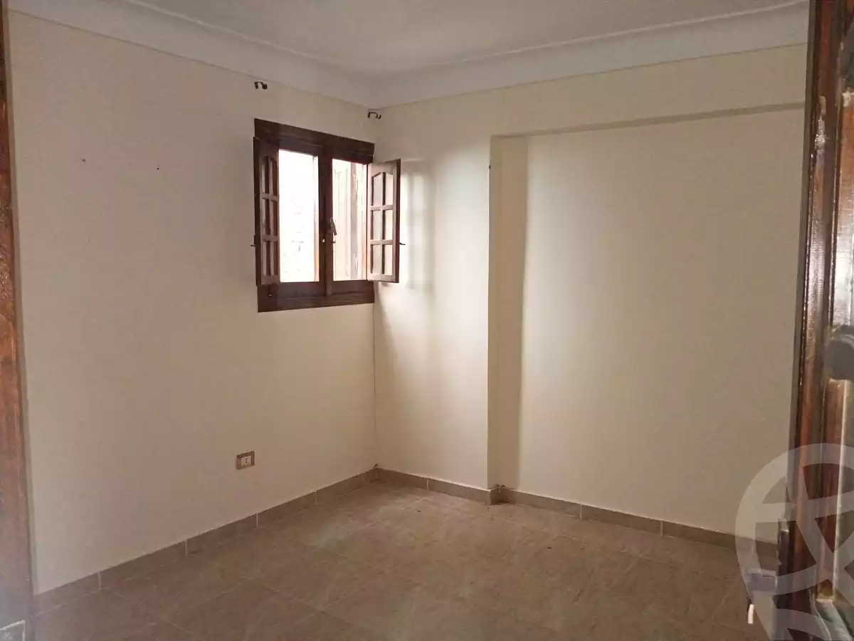 https://aqarmap.com.eg/ar/listing/6054378-for-sale-alexandria-l-jmy-lbytsh-ain-shams-st