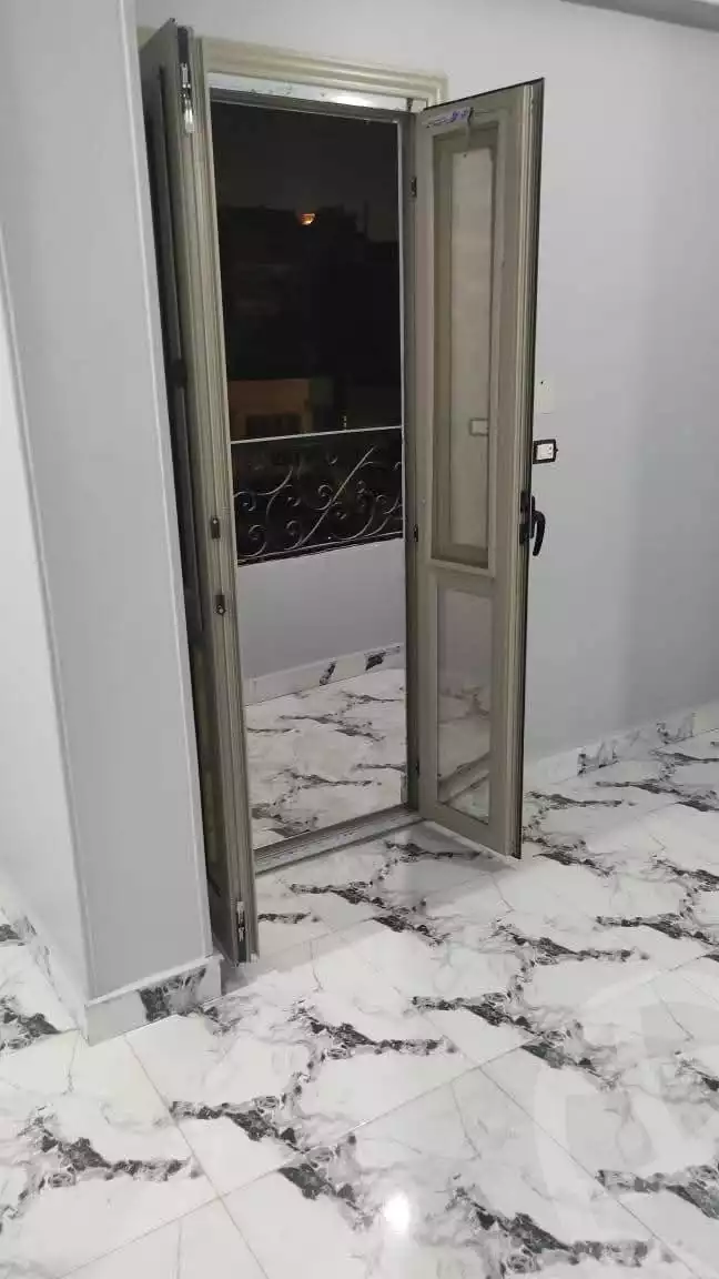 https://aqarmap.com.eg/ar/listing/6054630-for-rent-cairo-ain-shams-mnshy-lthryr
