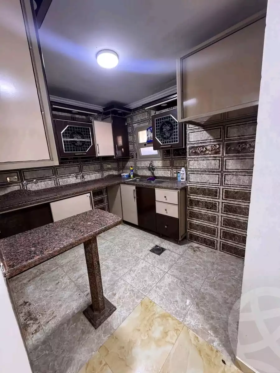 https://aqarmap.com.eg/ar/listing/6054819-for-sale-alexandria-l-jmy-lbytsh-al-kaada-st