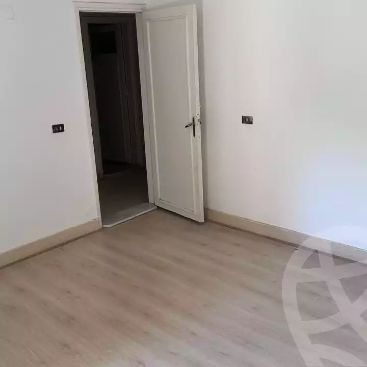 https://aqarmap.com.eg/en/listing/6055917-for-sale-cairo-mokattam-lhdb-l-ly-diplomats-neighborhood