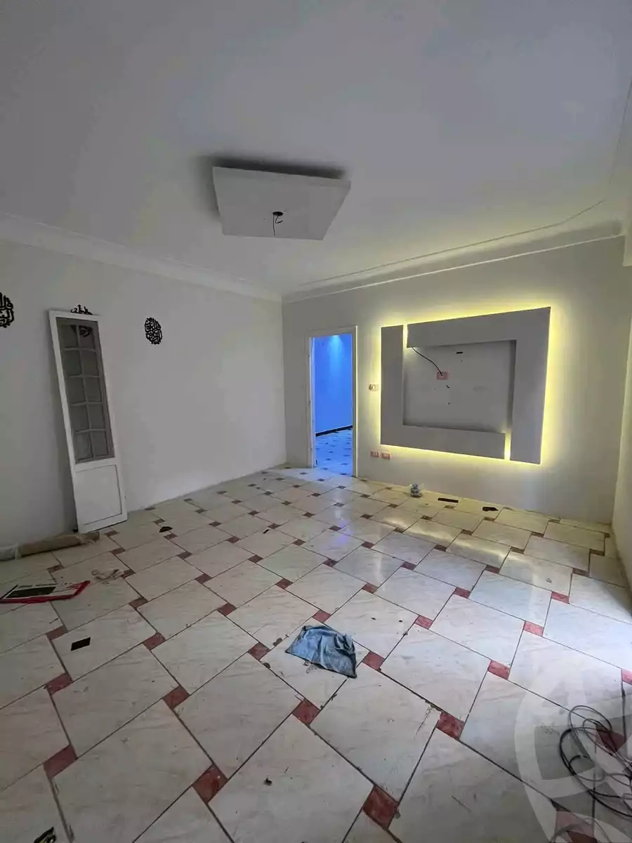 https://aqarmap.com.eg/ar/listing/6058357-for-sale-alexandria-l-jmy-lbytsh-ain-shams-st