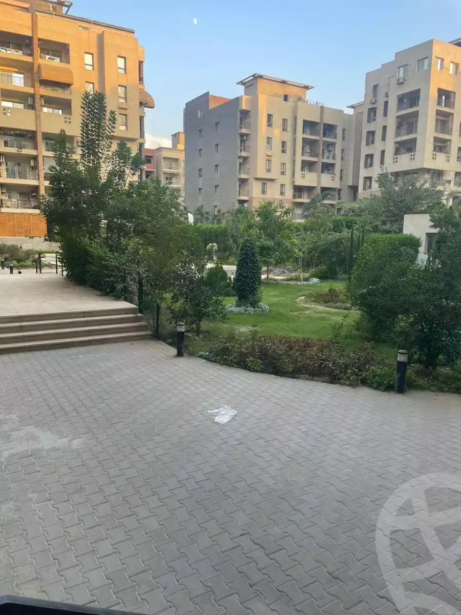 https://aqarmap.com.eg/en/listing/6058477-for-sale-cairo-mokattam-el-hadabah-el-wosta-compounds-florenta