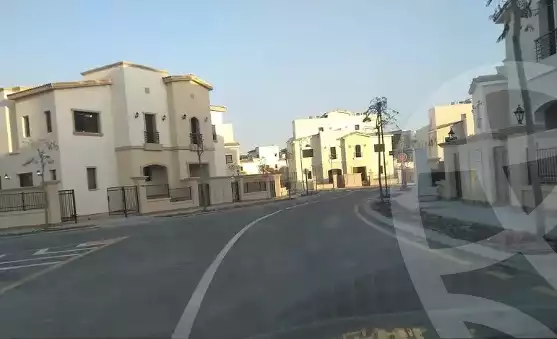 https://aqarmap.com.eg/ar/listing/6058603-for-sale-cairo-mokattam-compounds-uptown-cairo
