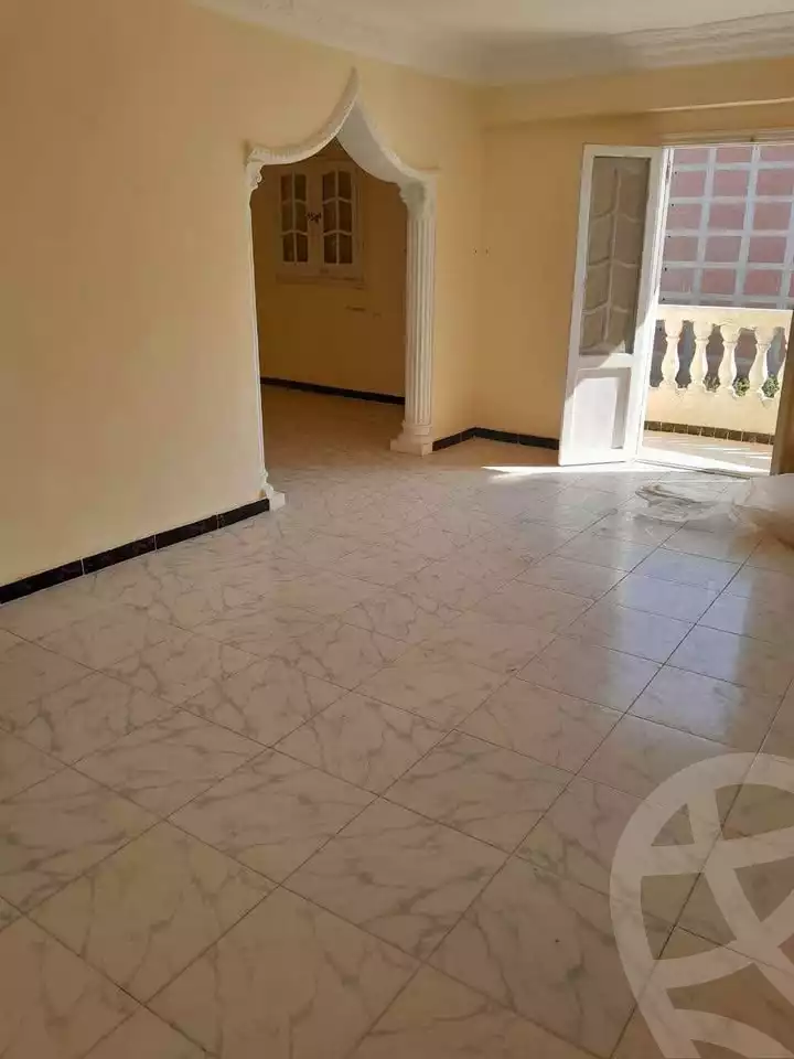 https://aqarmap.com.eg/en/listing/6059361-for-sale-alexandria-l-jmy-lbytsh-street-8