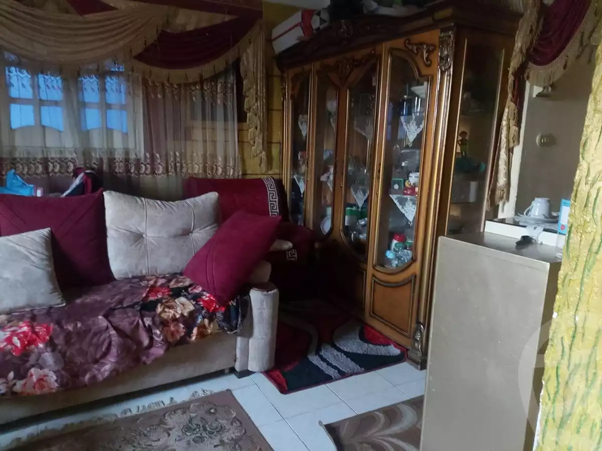 https://aqarmap.com.eg/ar/listing/6060538-for-sale-alexandria-moharram-bey-erfan-st
