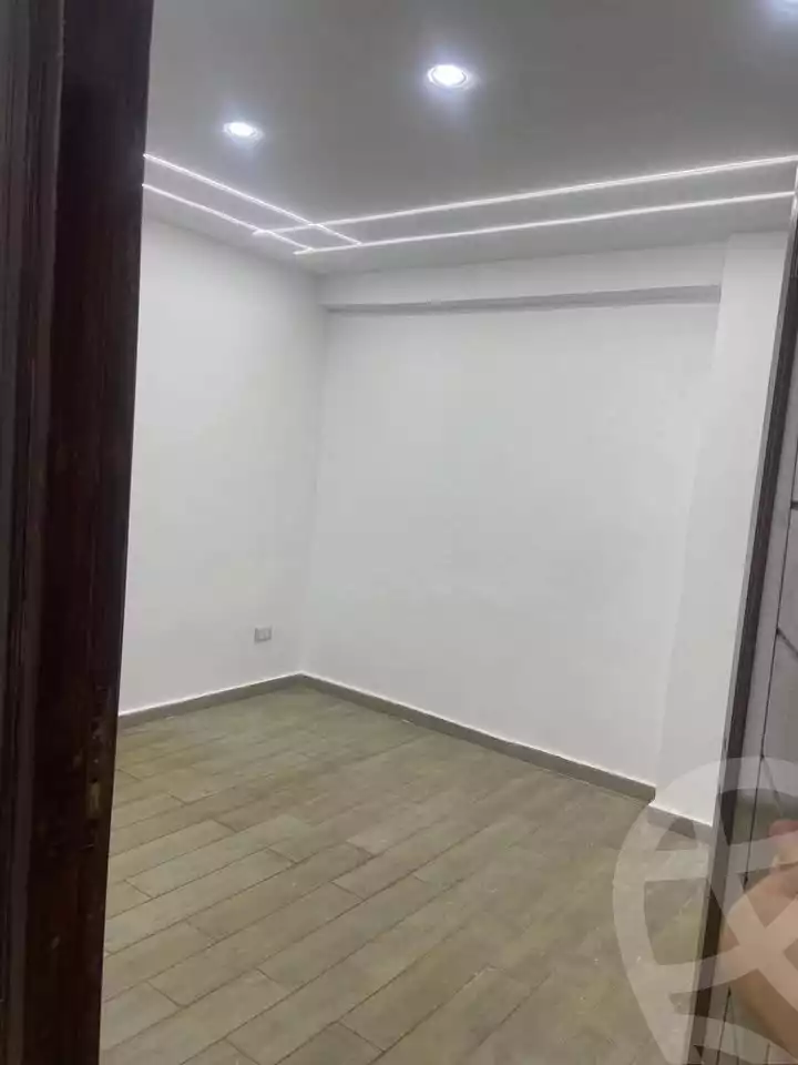 https://aqarmap.com.eg/ar/listing/6060798-for-sale-alexandria-l-jmy-lbytsh-street-8