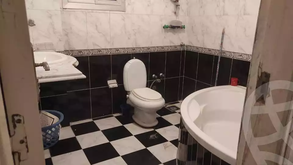 https://aqarmap.com.eg/ar/listing/6061115-for-sale-alexandria-l-jmy-lbytsh-al-kawakeb-st