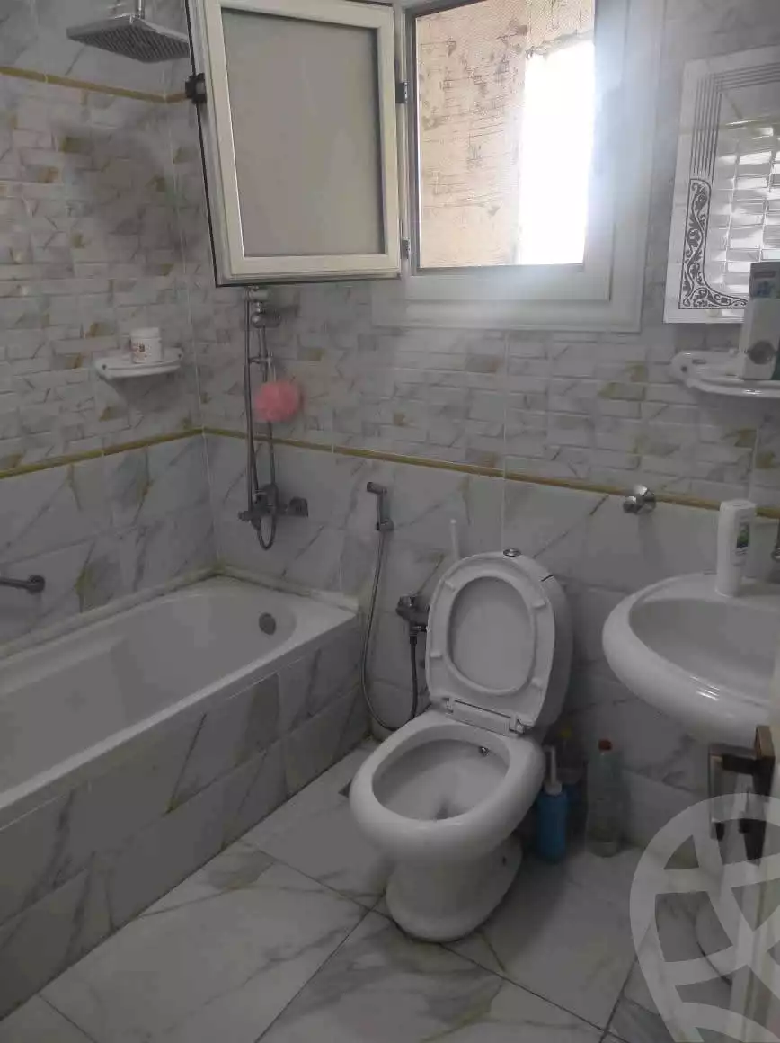 https://aqarmap.com.eg/en/listing/6061307-for-sale-alexandria-l-jmy-lbytsh-kafr-el-agamy-st