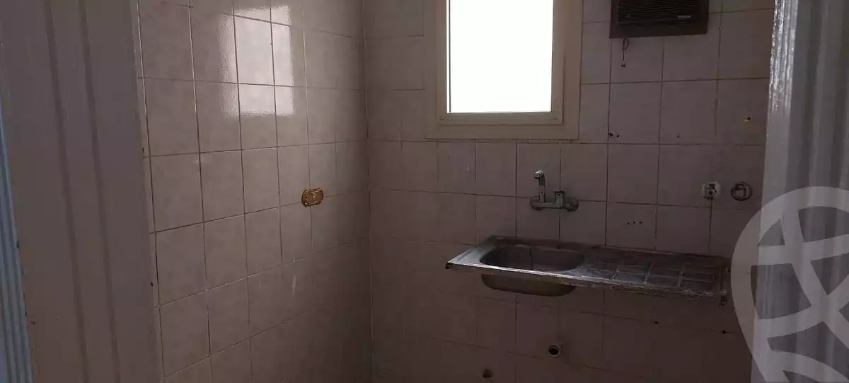 https://aqarmap.com.eg/en/listing/6061820-for-rent-cairo-mokattam-compounds-kmbwnd-jwldn-jyts