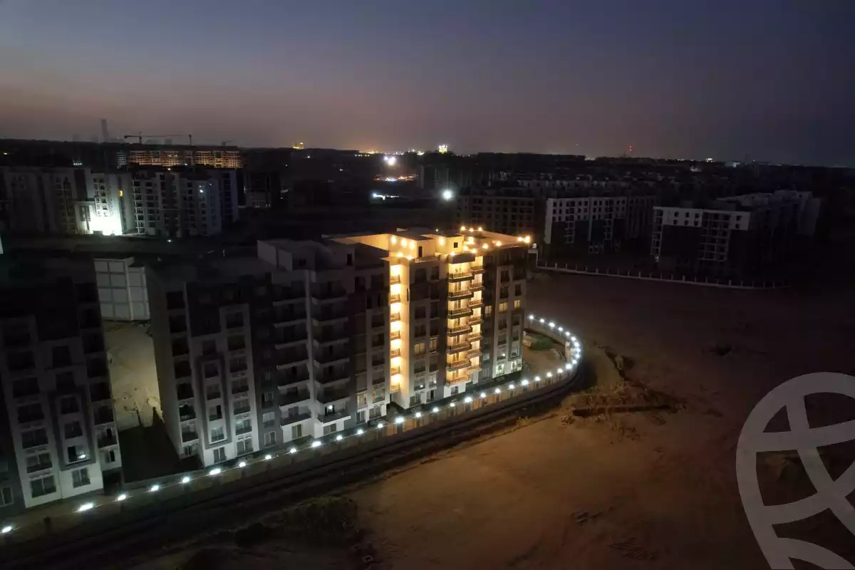 https://aqarmap.com.eg/en/listing/6062252-for-sale-cairo-new-administrative-capital-r7-twn-jyt-mwl