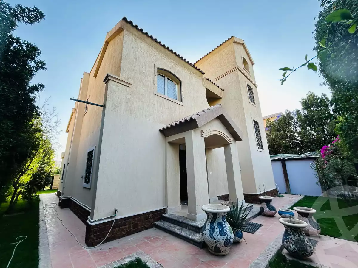 https://aqarmap.com.eg/en/listing/6062261-for-sale-cairo-new-cairo-madinaty-lmntq-lwl-fylt-talaat-mostafa-rd