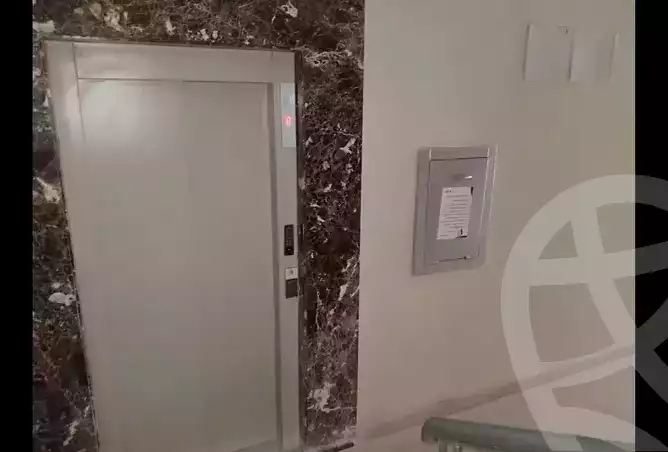 https://aqarmap.com.eg/en/listing/6062212-for-rent-cairo-el-sheikh-zayed-city-compounds-dh-drys