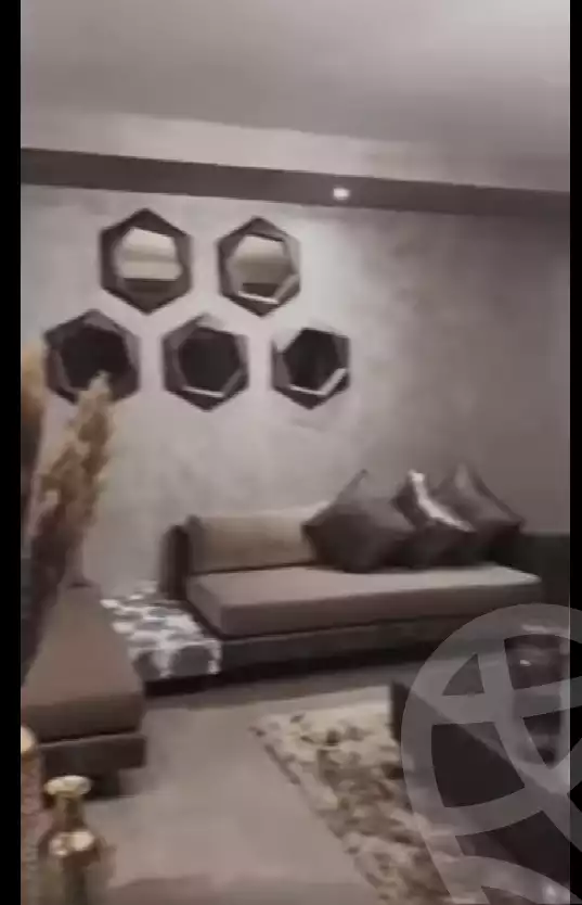 https://aqarmap.com.eg/en/listing/6063592-for-sale-cairo-mokattam-lhdb-l-ly-hy-lqswr