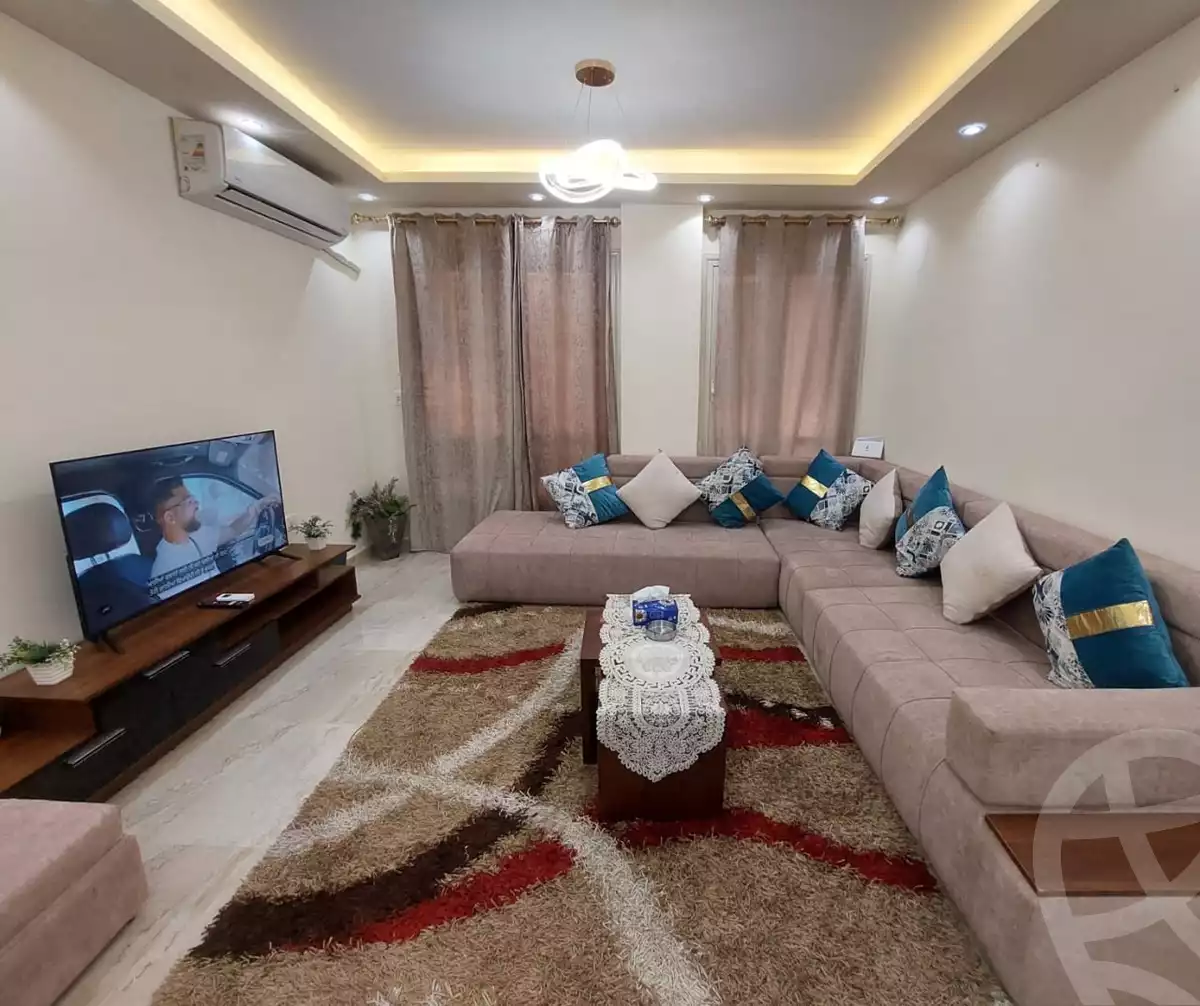 https://aqarmap.com.eg/en/listing/6065437-for-sale-cairo-el-sheikh-zayed-city-compounds-jn-1